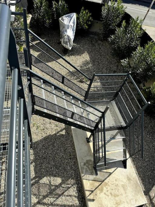 Appartement Sabatier T4 Avec Terrasse Et Jardin Carcassonne Exterior foto